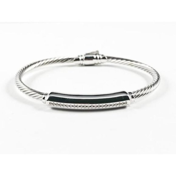 Modern Wire Band Center Elegant CZ Bar Bracelet - Picture 1 of 1
